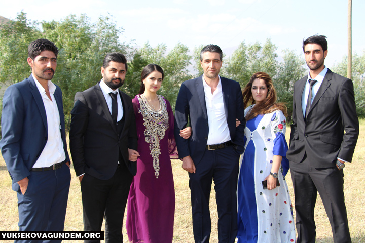 Kayacı ailesinin mutlu günü 190