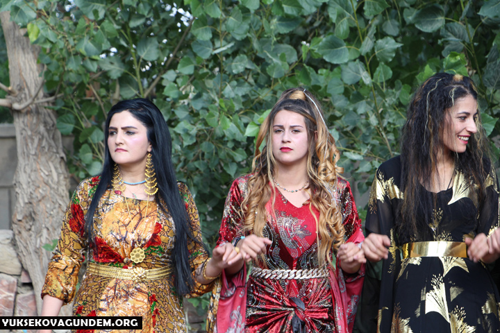 Kayacı ailesinin mutlu günü 58