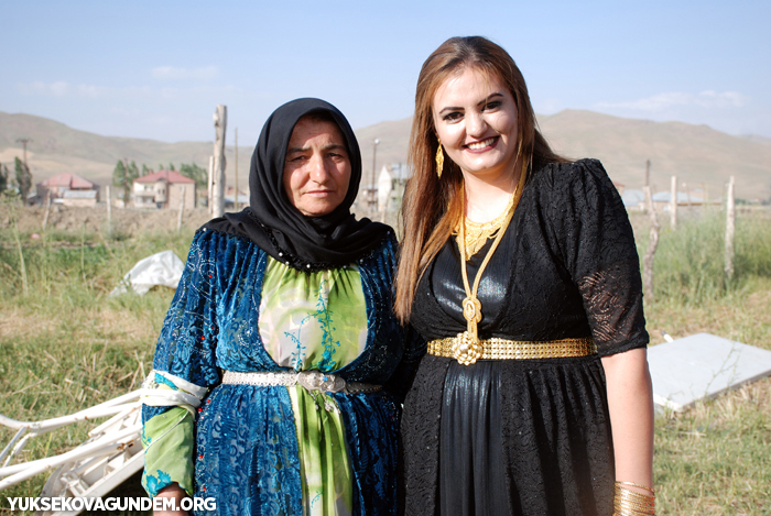 Karay Ailesinin mutlu günü 124