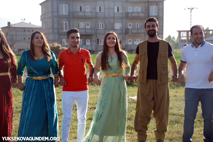 Karay Ailesinin mutlu günü 133