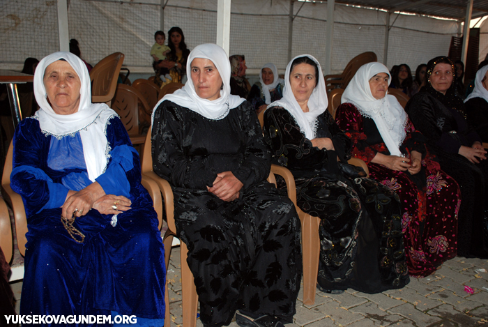 Karay Ailesinin mutlu günü 149