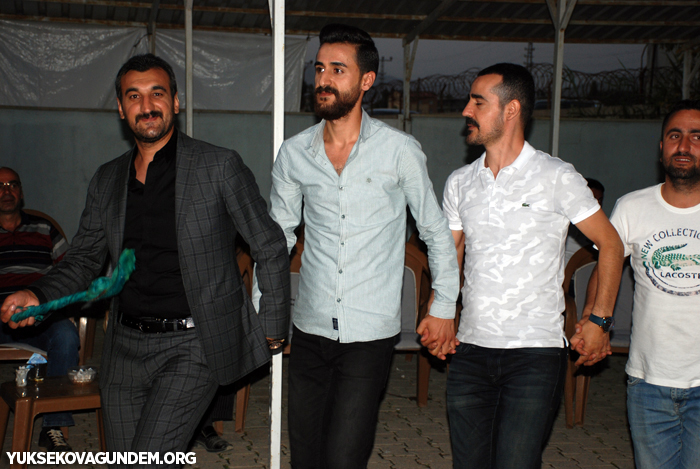 Karay Ailesinin mutlu günü 155