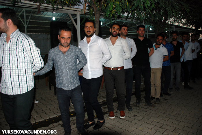 Karay Ailesinin mutlu günü 159