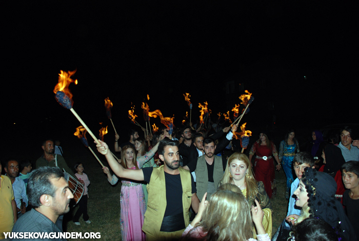 Karay Ailesinin mutlu günü 174