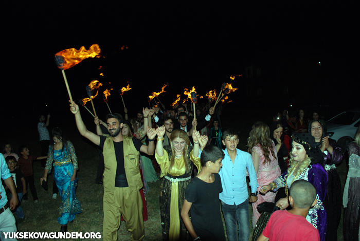 Karay Ailesinin mutlu günü 175