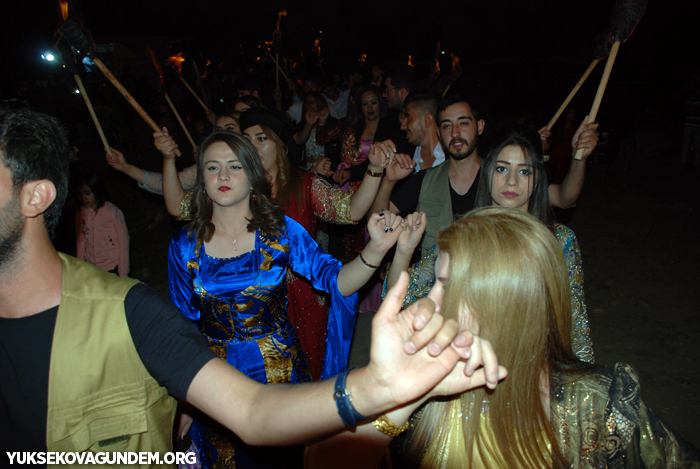 Karay Ailesinin mutlu günü 177