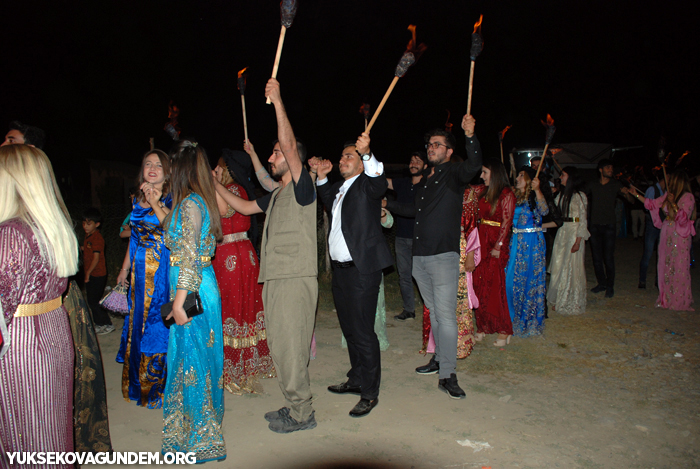 Karay Ailesinin mutlu günü 178