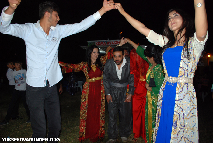 Karay Ailesinin mutlu günü 183