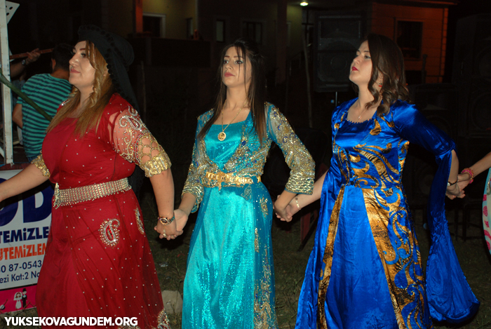 Karay Ailesinin mutlu günü 201