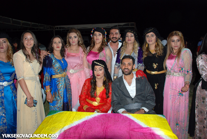 Karay Ailesinin mutlu günü 207