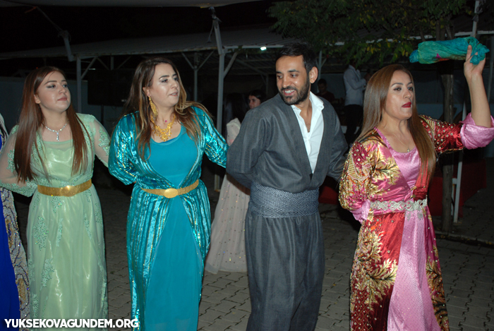 Karay Ailesinin mutlu günü 209