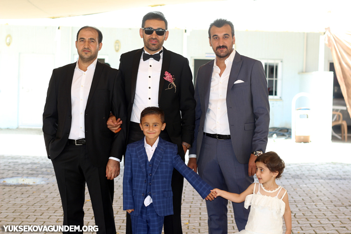 Karay Ailesinin mutlu günü 217