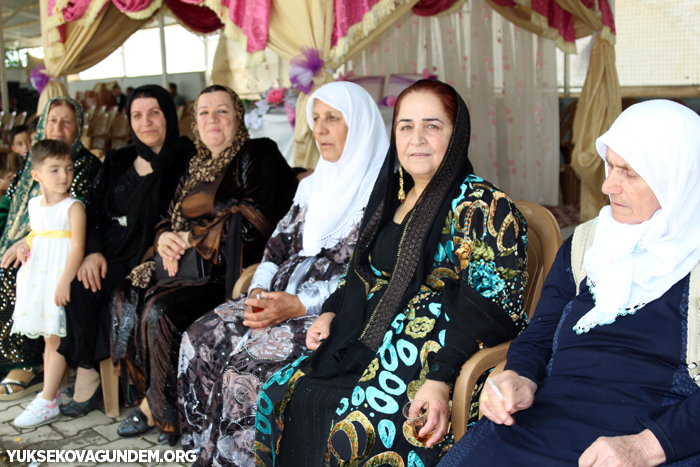 Karay Ailesinin mutlu günü 224