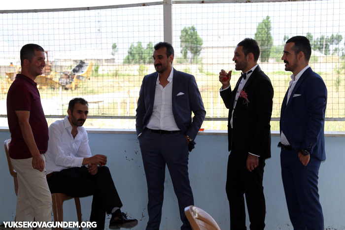 Karay Ailesinin mutlu günü 225