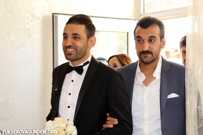 Karay Ailesinin mutlu günü 236