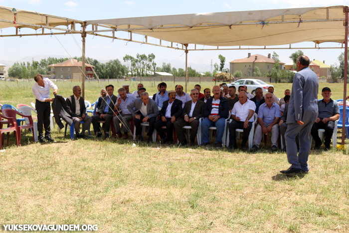 Karay Ailesinin mutlu günü 238