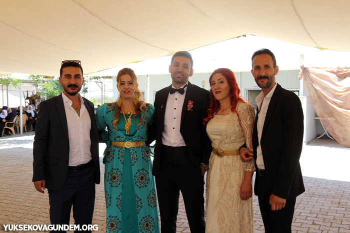 Karay Ailesinin mutlu günü 245