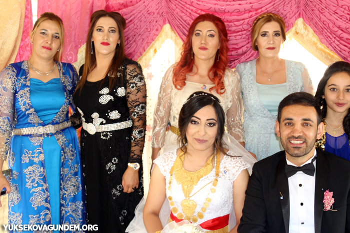 Karay Ailesinin mutlu günü 253