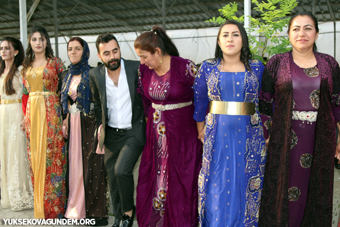 Karay Ailesinin mutlu günü 291