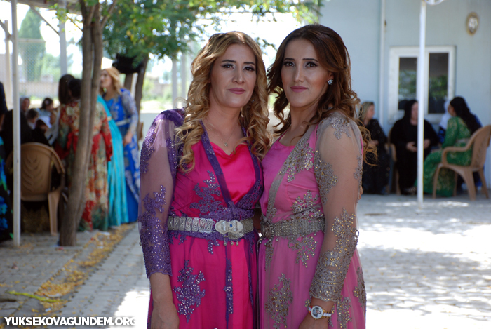 Karay Ailesinin mutlu günü 37