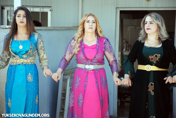 Karay Ailesinin mutlu günü 54