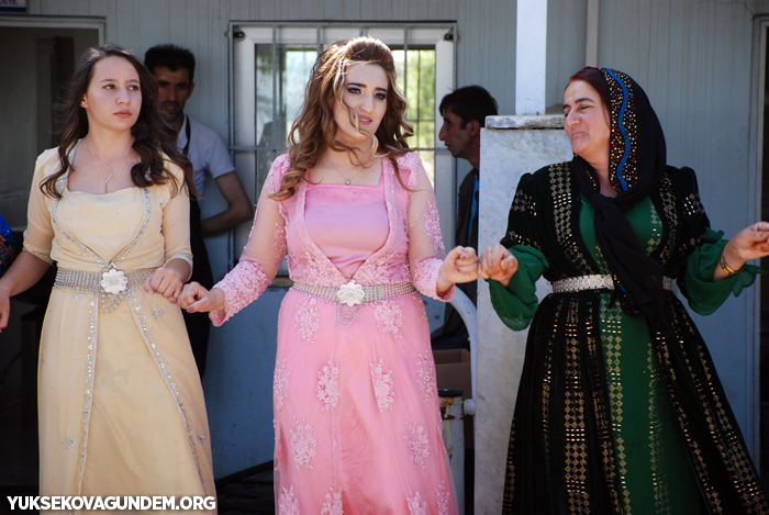 Karay Ailesinin mutlu günü 56