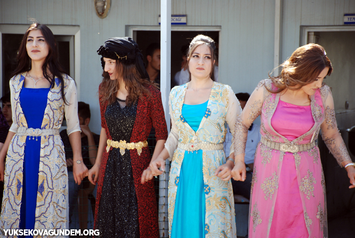 Karay Ailesinin mutlu günü 57