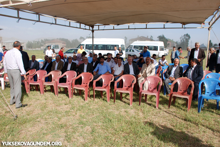 Karay Ailesinin mutlu günü 64