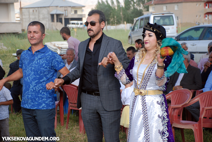 Karay Ailesinin mutlu günü 78