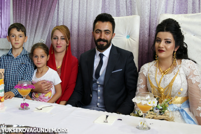 Tekin Ailesinin mutlu günü 102