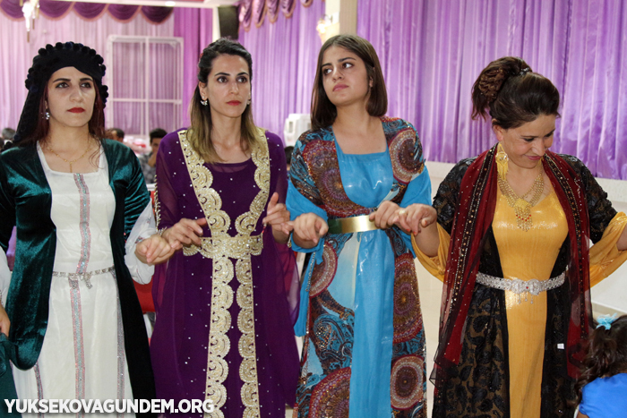 Tekin Ailesinin mutlu günü 145