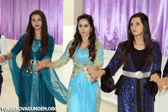 Tekin Ailesinin mutlu günü 205