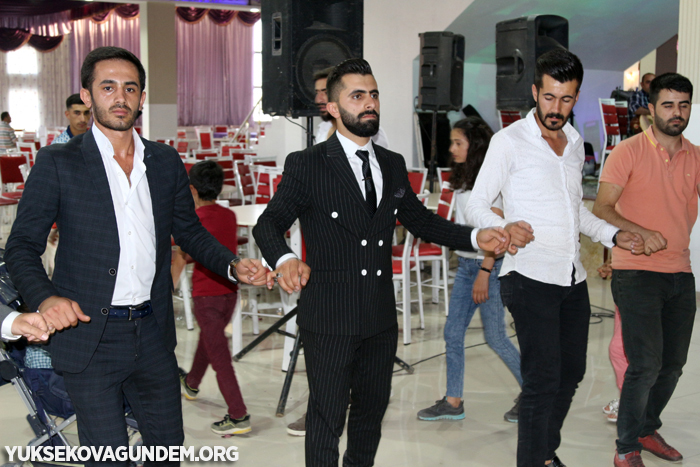 Tekin Ailesinin mutlu günü 210