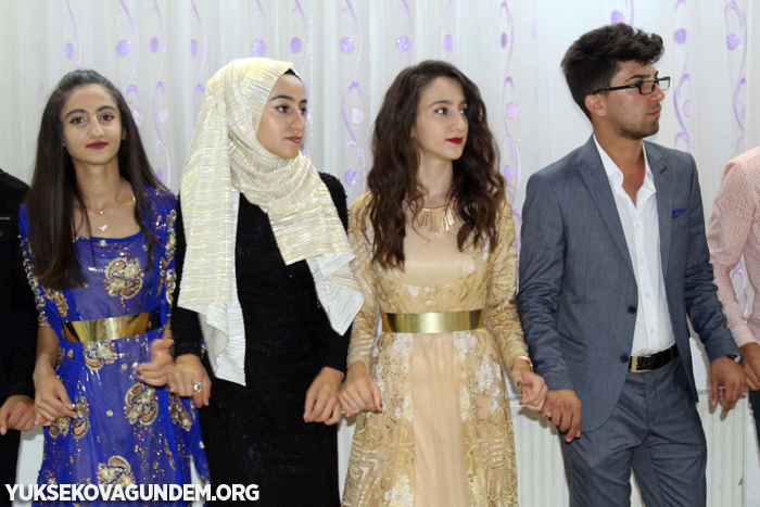 Tekin Ailesinin mutlu günü 215