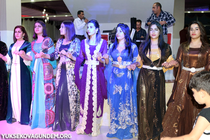 Tekin Ailesinin mutlu günü 245