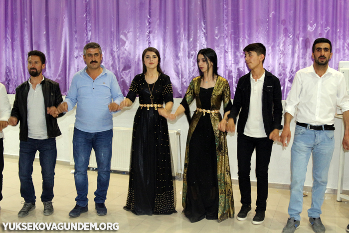 Tekin Ailesinin mutlu günü 247