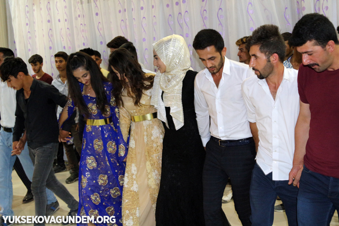 Tekin Ailesinin mutlu günü 250