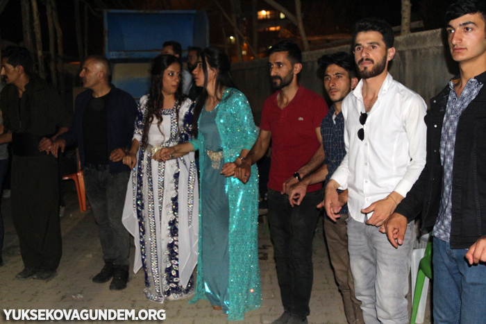 Tekin Ailesinin mutlu günü 74