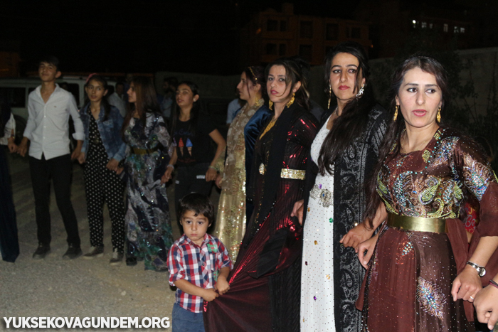 Tekin Ailesinin mutlu günü 87