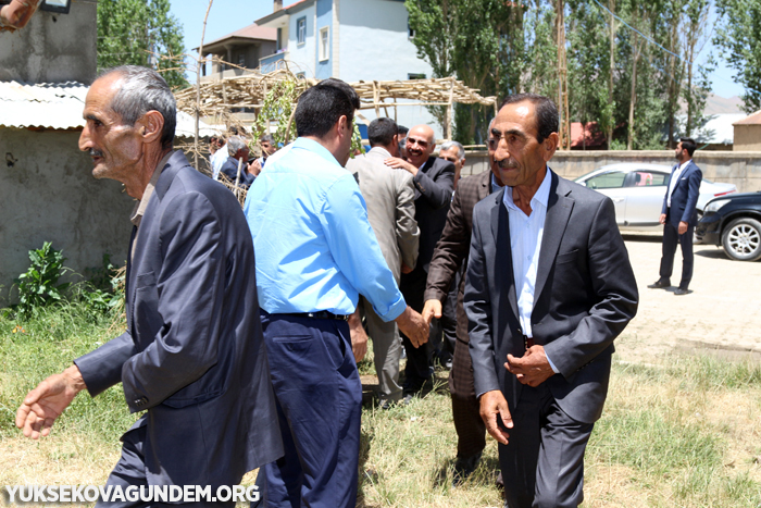 Tekin Ailesinin mutlu günü 88