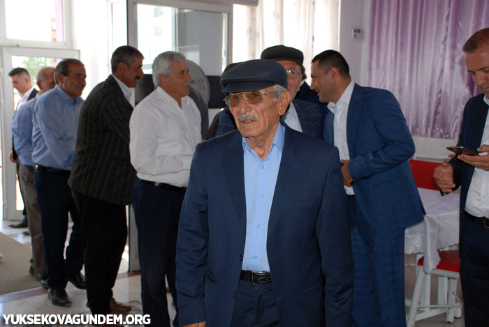 Geylani Ailesinin mutlu günü 13