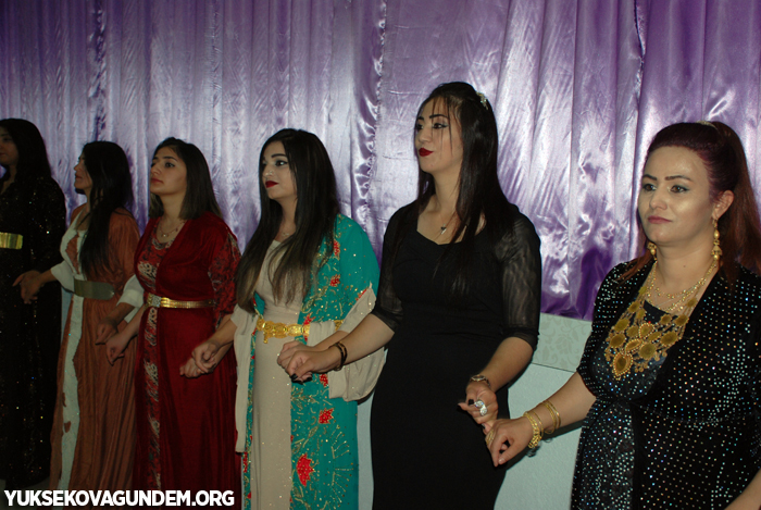 Geylani Ailesinin mutlu günü 149