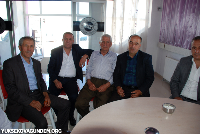 Geylani Ailesinin mutlu günü 171