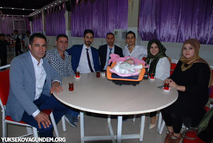 Geylani Ailesinin mutlu günü 180