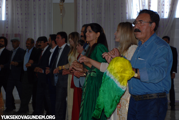 Geylani Ailesinin mutlu günü 187