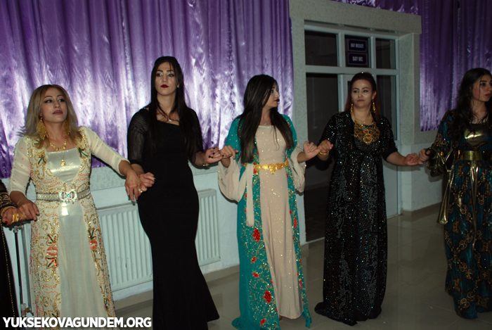 Geylani Ailesinin mutlu günü 191