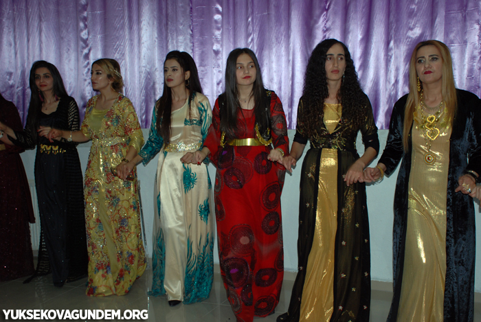 Geylani Ailesinin mutlu günü 196