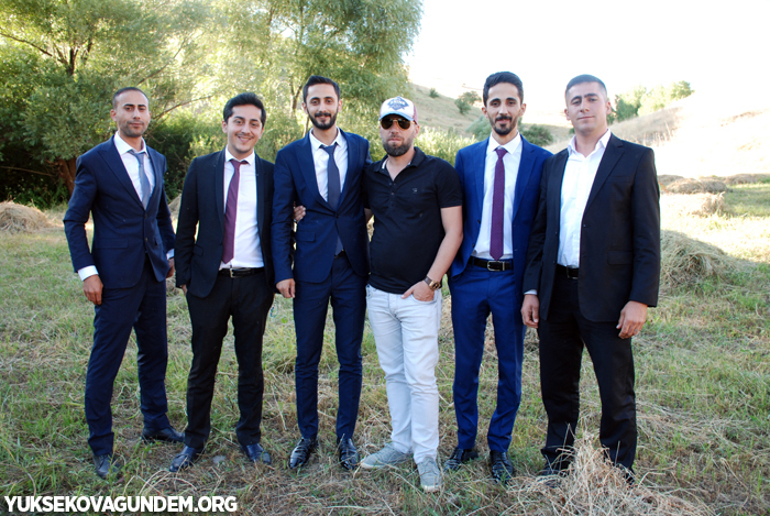 Geylani Ailesinin mutlu günü 206