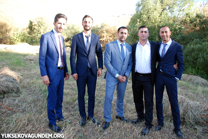 Geylani Ailesinin mutlu günü 211