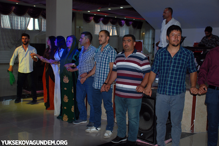 Geylani Ailesinin mutlu günü 221